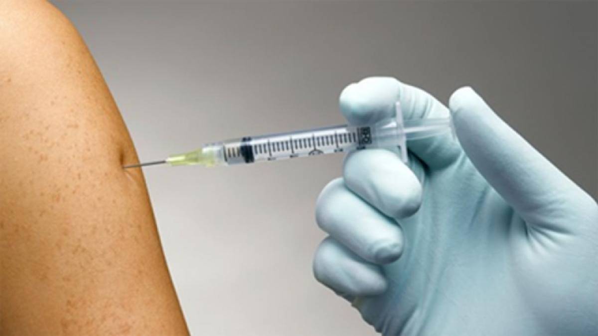 Reino Unido confirma testes de vacina contra Covid-19 em humanos